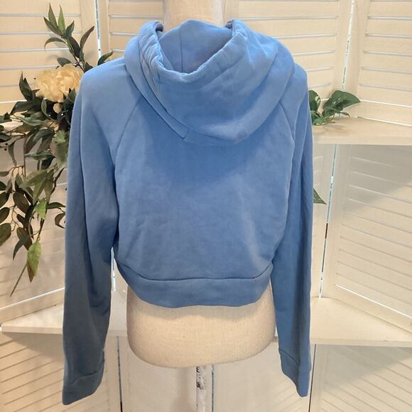 GYMSHARK BLUE CROPPED HOODIE SIZE MED 1223 - Picture 5 of 6